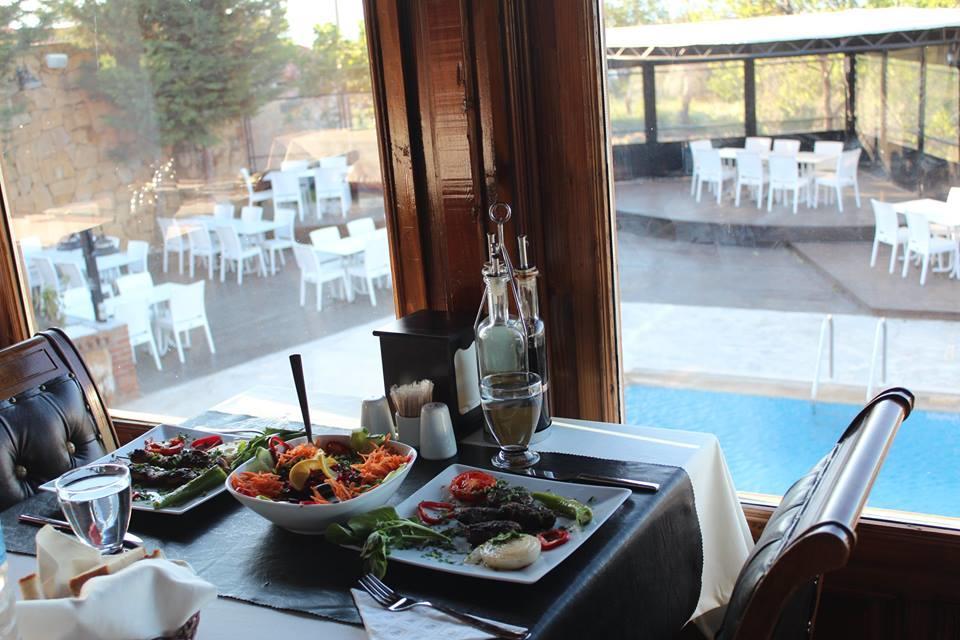 Daidalos Hotel Burhaniye Екстер'єр фото